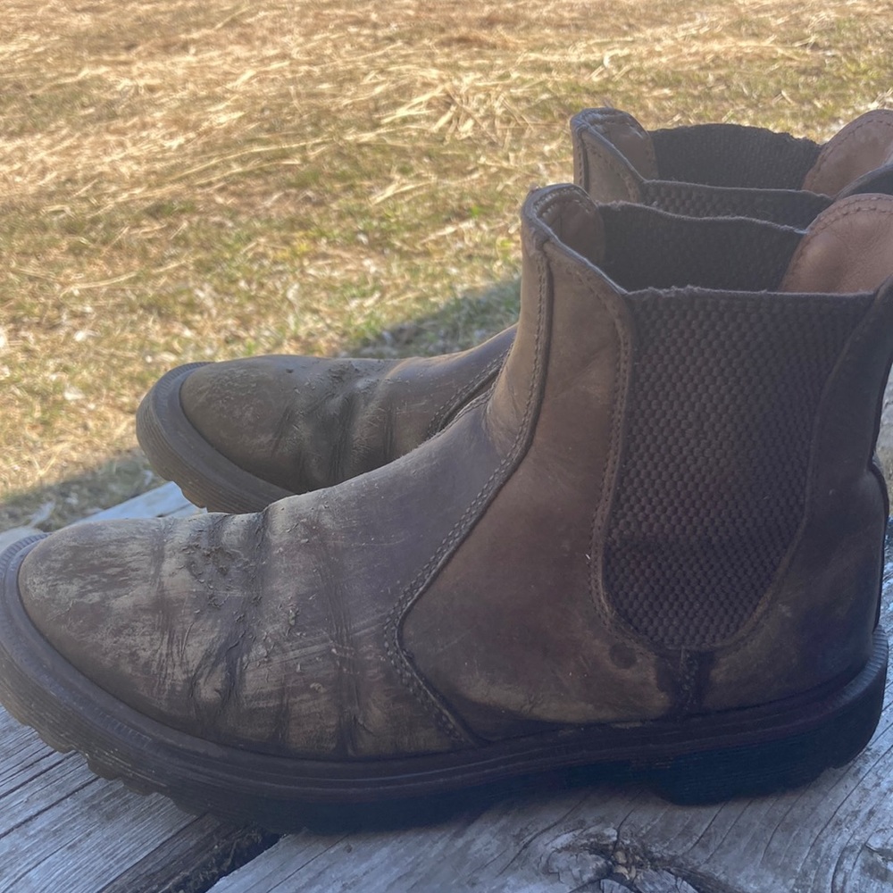 Farm boots doc martens
